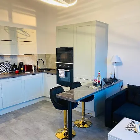Centrum Lux Goldenapart Wonderland Plac Niepodleglosci 2 ילנייה גורה