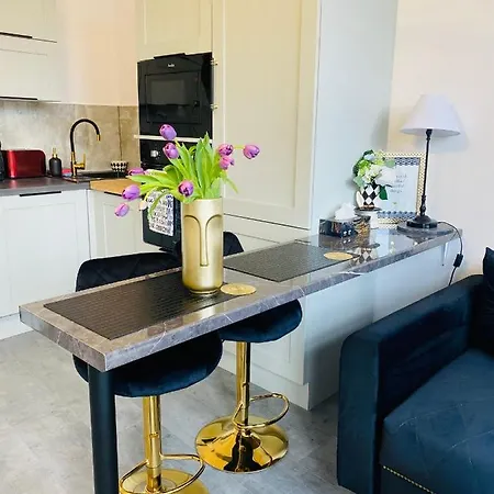 Centrum Lux Goldenapart Wonderland Plac Niepodleglosci 2 דירה ילנייה גורה